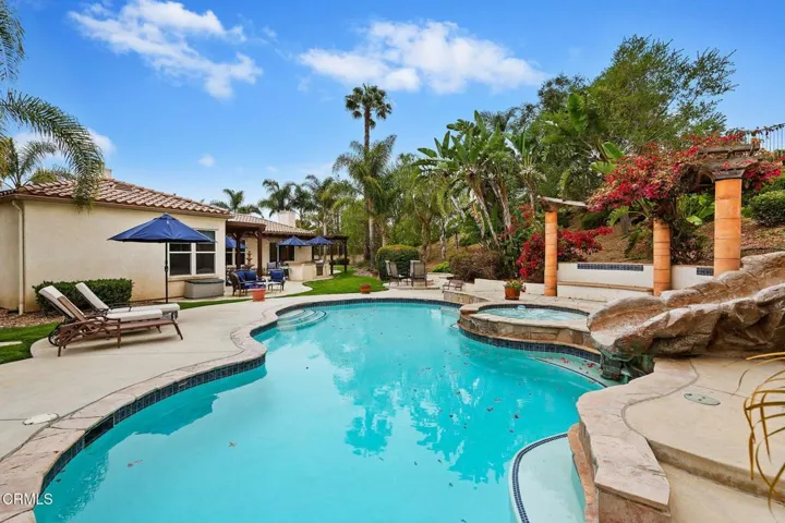 27-web-or-mls-27 - Swimming Pool