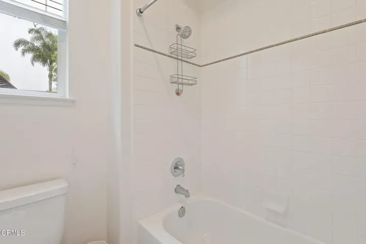 18-web-or-mls-18 - Bathroom 2