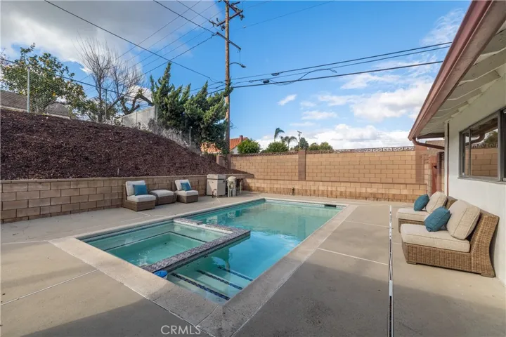 2805 Rio Claro Drive, Hacienda Heights, California 91745