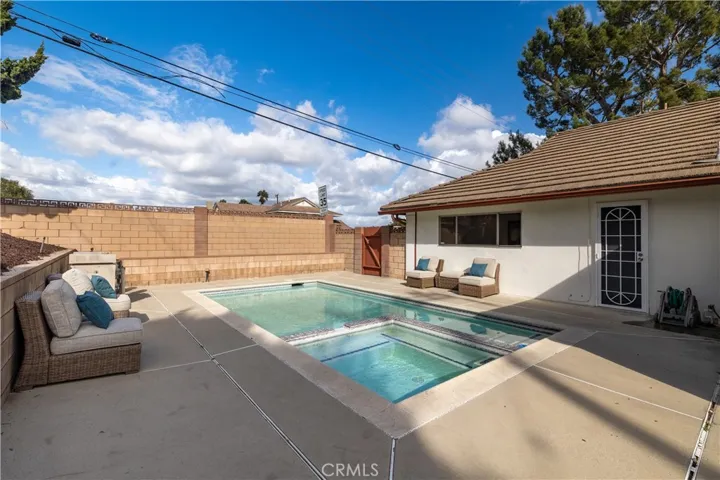 2805 Rio Claro Drive, Hacienda Heights, California 91745