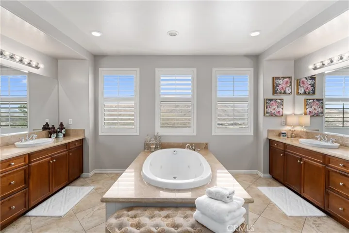 25632 Spicewood Street, Corona, California 92883