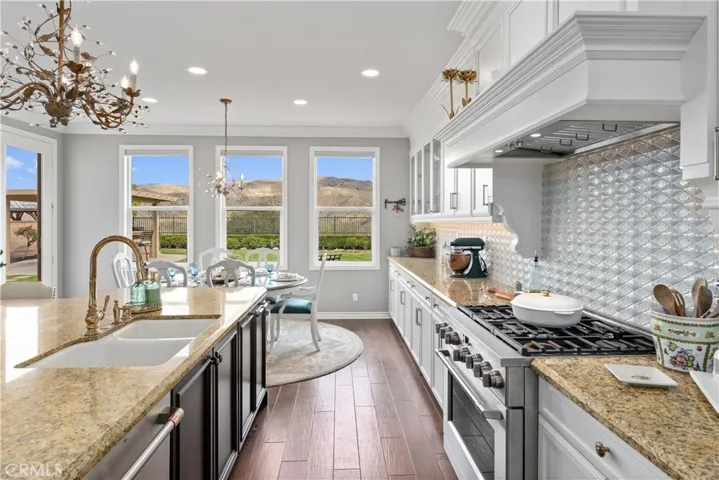 25632 Spicewood Street, Corona, California 92883