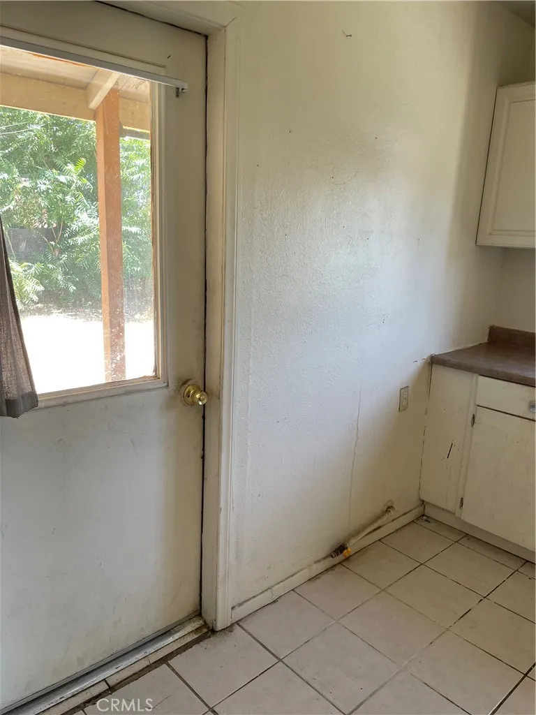 450 Martin Street, Banning, California 92220 home-pic-11