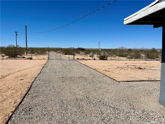 65057 Venus Street, Joshua Tree, California 92252