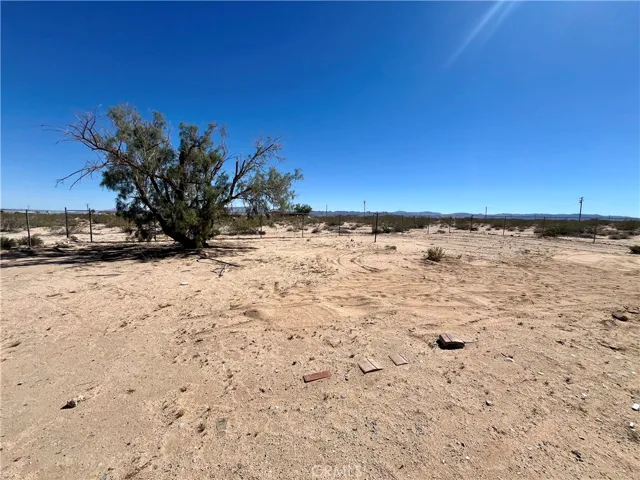 65057 Venus Street, Joshua Tree, California 92252