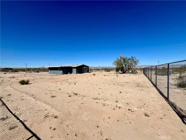 65057 Venus Street, Joshua Tree, California 92252