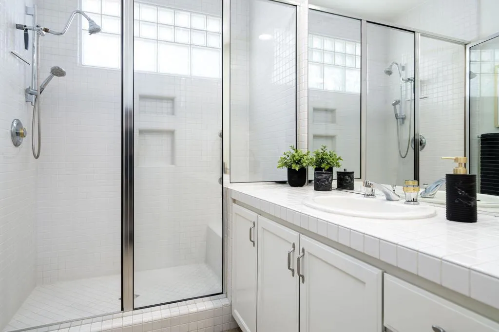 811 Box Canyon Trail, Palm Desert, California 92211 home-pic-22