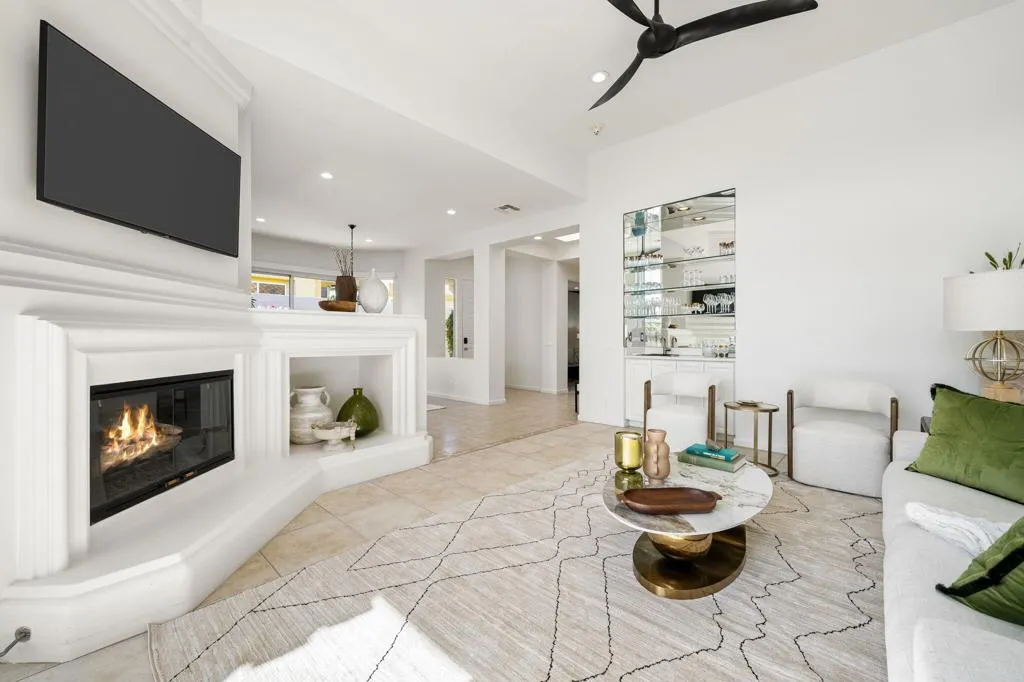 811 Box Canyon Trail, Palm Desert, California 92211 home-pic-10