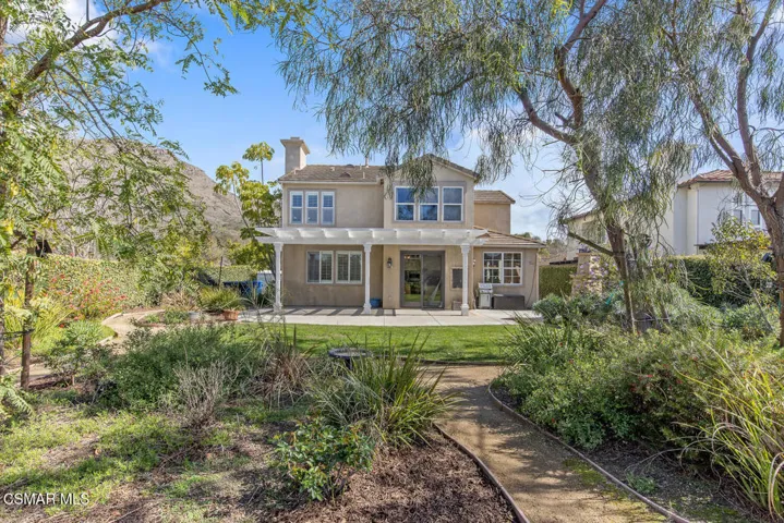 115 Via Escondido Thousand-large-044-038