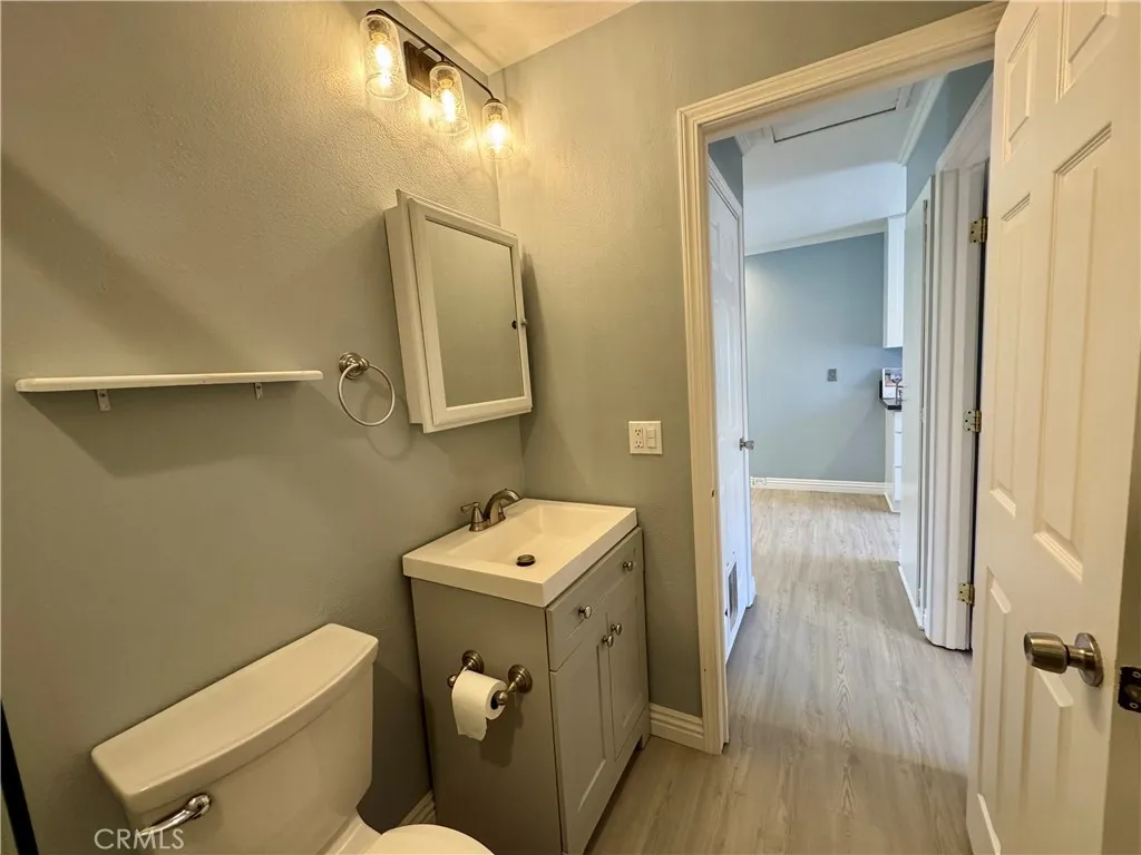 19860 Claremont Lane, Huntington Beach, California 92646 home-pic-14