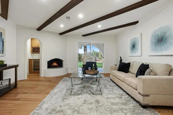 7234 Via Mariposa Sur, Bonsall, California 92003