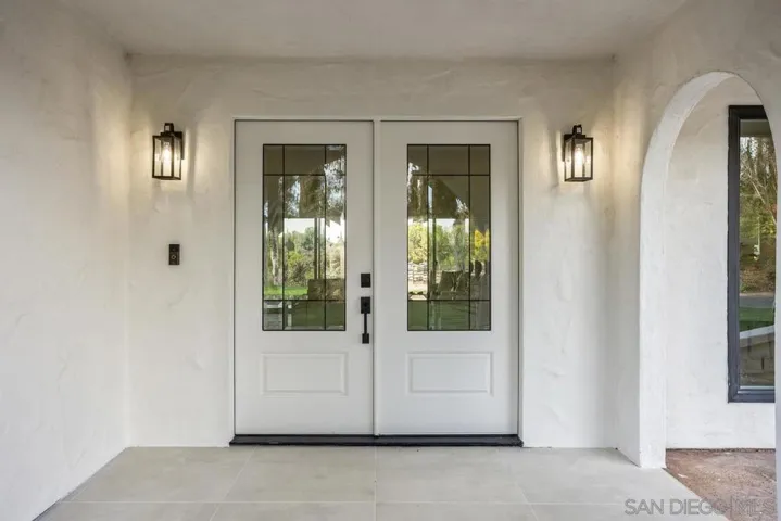 7234 Via Mariposa Sur, Bonsall, California 92003