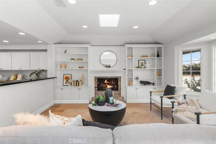 2851 Catalpa Street, Newport Beach, California 92660