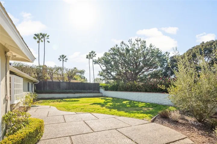 2851 Catalpa Street, Newport Beach, California 92660