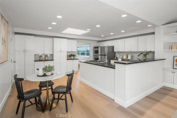 2851 Catalpa Street, Newport Beach, California 92660