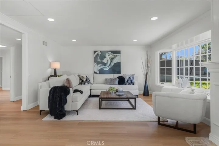 2851 Catalpa Street, Newport Beach, California 92660
