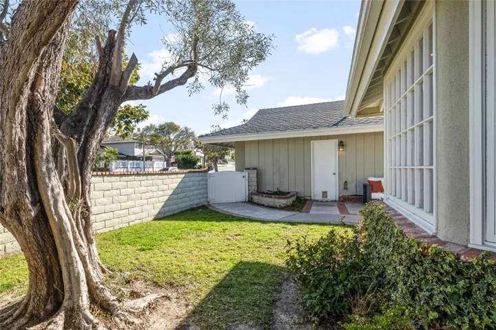 2851 Catalpa Street, Newport Beach, California 92660