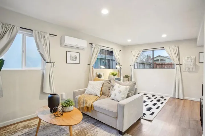 1698 Hampton Avenue, Redwood City, California 94061