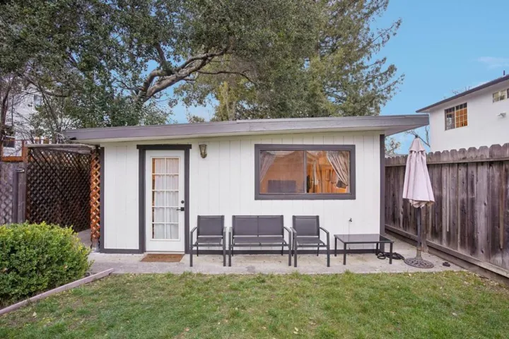 1698 Hampton Avenue, Redwood City, California 94061