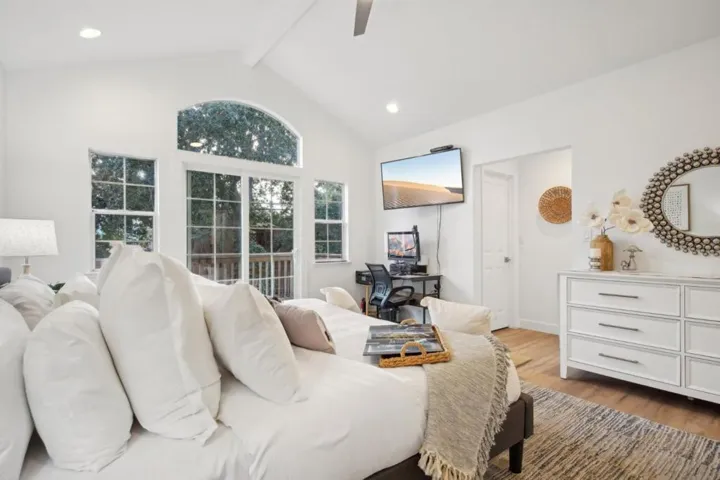 1698 Hampton Avenue, Redwood City, California 94061