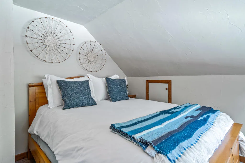 25450 Rim Rock Road, Idyllwild, California 92549 home-pic-34