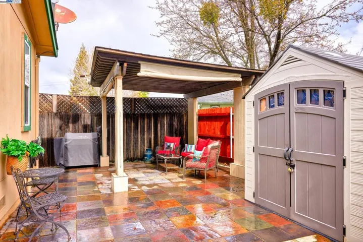 18497 Well House Drive, Jamestown, California 95327