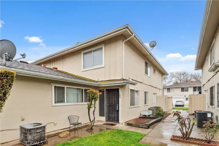 4969 N Holt Avenue 103, Fresno, California 93705