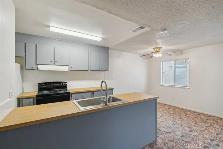 4969 N Holt Avenue 103, Fresno, California 93705