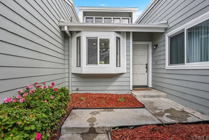 1020 Brewley Lane, Vista, California 92081