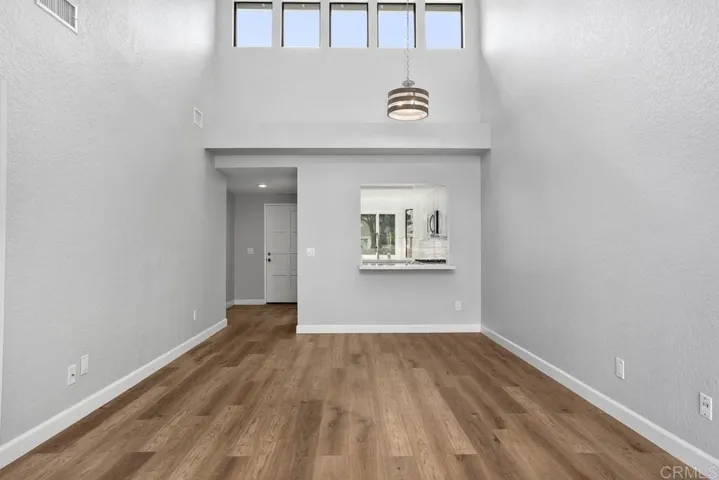 1020 Brewley Lane, Vista, California 92081