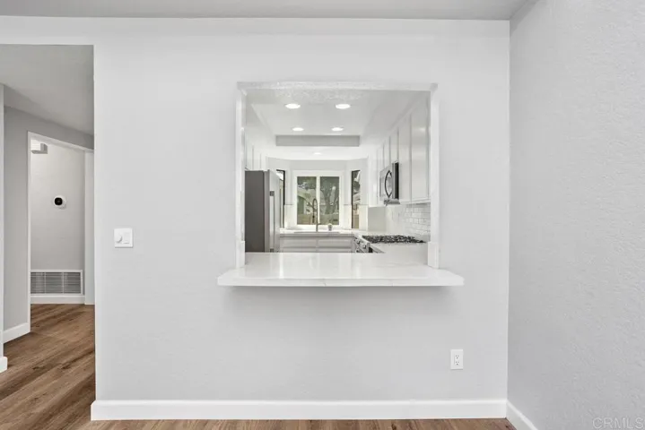 1020 Brewley Lane, Vista, California 92081