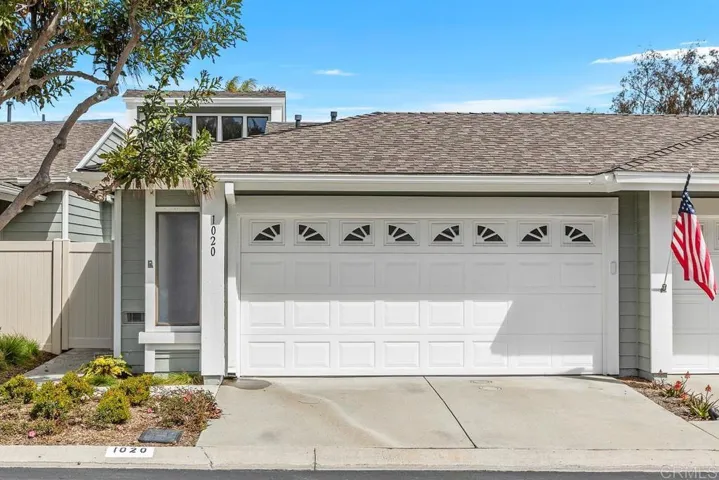 1020 Brewley Lane, Vista, California 92081