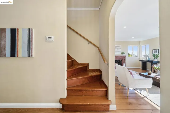 640 Creston Rd, Berkeley, California 94708