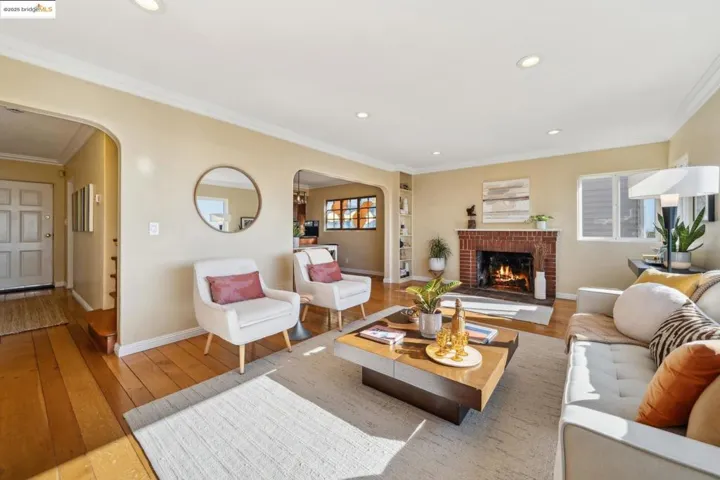 640 Creston Rd, Berkeley, California 94708