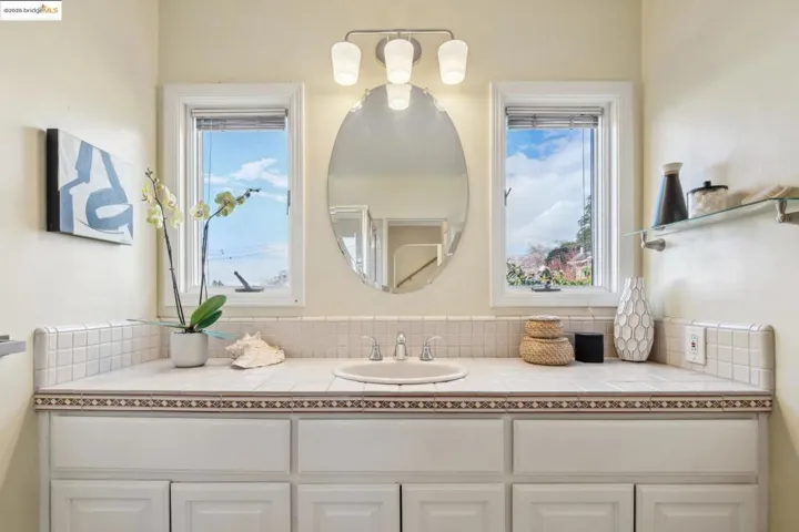 640 Creston Rd, Berkeley, California 94708