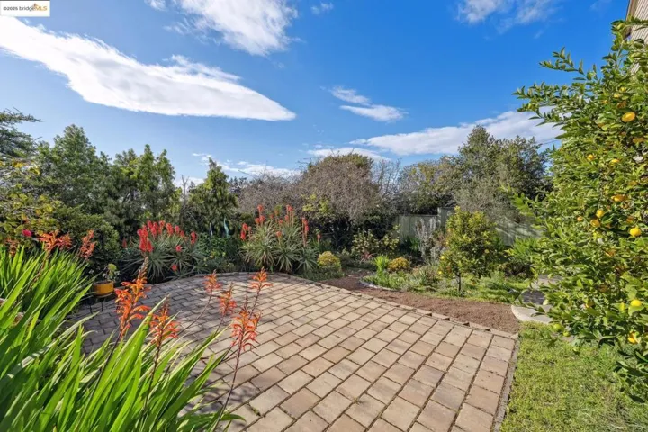 640 Creston Rd, Berkeley, California 94708