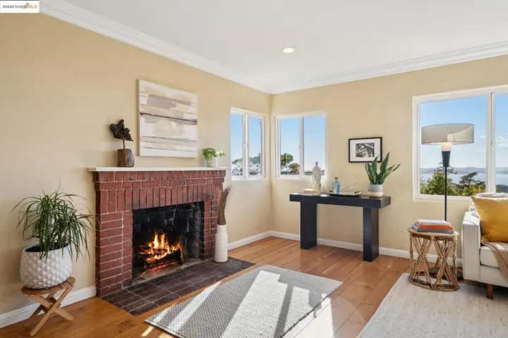 640 Creston Rd, Berkeley, California 94708