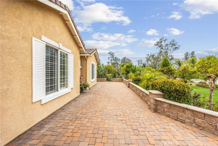 18019 Twin Lakes Drive, Riverside, California 92508