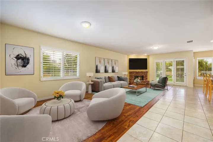 Virtual Furniture Staging