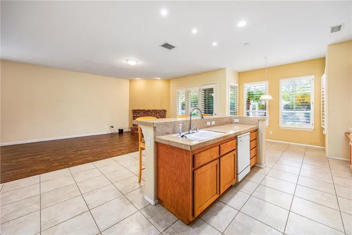 18019 Twin Lakes Drive, Riverside, California 92508