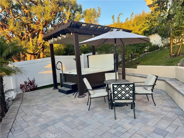 28060 Lobrook Drive, Rancho Palos Verdes, California 90275