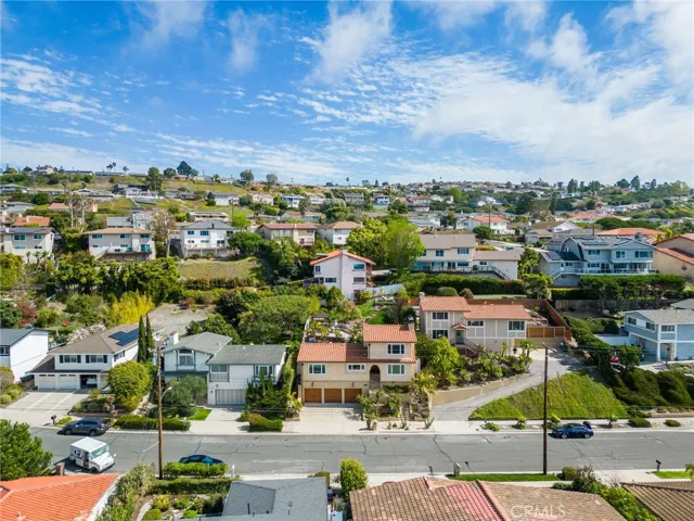 28060 Lobrook Drive, Rancho Palos Verdes, California 90275