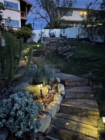 28060 Lobrook Drive, Rancho Palos Verdes, California 90275