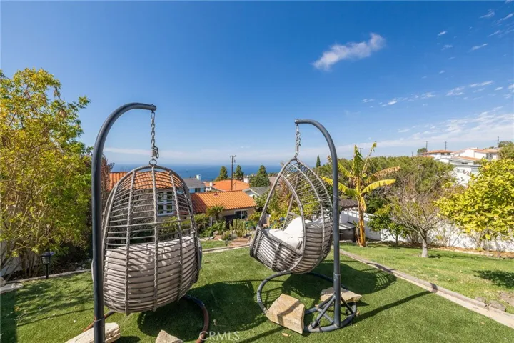 28060 Lobrook Drive, Rancho Palos Verdes, California 90275