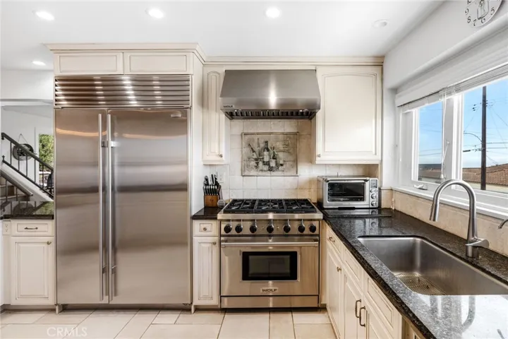 28060 Lobrook Drive, Rancho Palos Verdes, California 90275