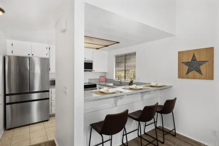 8356 Via Sonoma D, La Jolla, California 92037