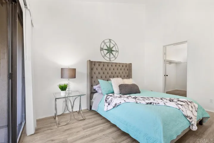 8356 Via Sonoma D, La Jolla, California 92037