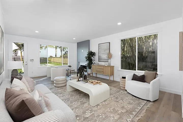 10670 Vista Del Agua Way, San Diego, California 92121