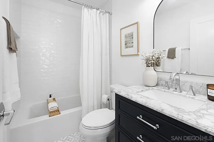 10670 Vista Del Agua Way, San Diego, California 92121
