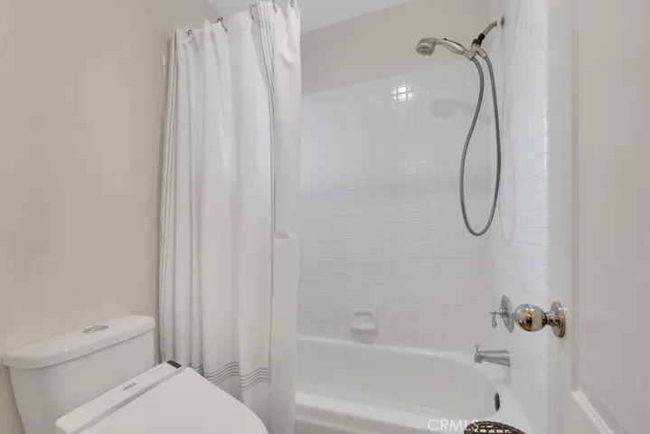 27502 Wellington Court, Valencia, California 91354